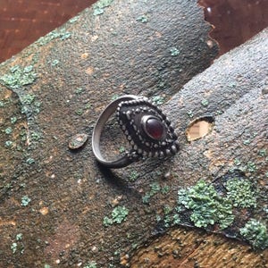 Garnet & Silver Ring image 2