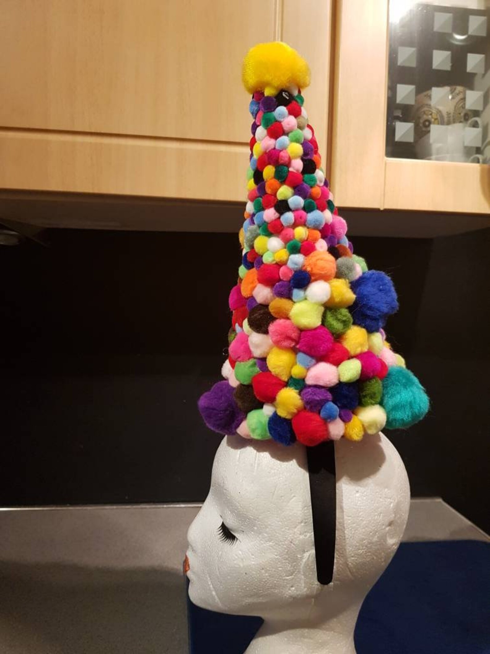 make pompom large clown make pompom large clown