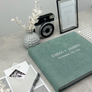 Gepersonaliseerde bruiloftsgastenboek met enveloppen voor Instax en Polaroid®-foto's met kaarten met wensen en adviezen, gepersonaliseerd gastenboek met trouwfoto