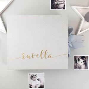 Très grande boîte souvenir pour bébé avec lettrage doré, capsule temporelle - Boîte souvenir