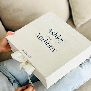 Personalized Wedding Keepsake Box, Custom Wedding Memory Box for Photo Album, Guestbook or Scrapbook, Wedding Card Box, Wedding dress box.