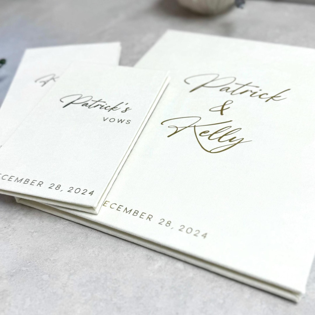Officient Folder Personalized Wedding Celebrant Folder With Vows | Ceremony Book for ...