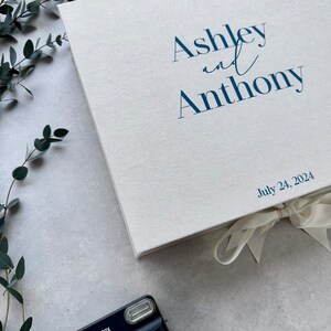 Caja de regalo de boda personalizada, caja de recuerdo de boda, caja de recuerdo de marfil con letras esmeralda, caja de tarjeta de boda, caja de boda para recuerdos