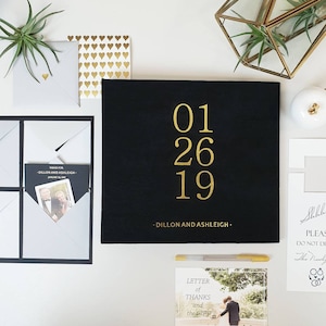Gepersonaliseerde bruiloftsgastenboek met enveloppen voor Instax en Polaroid®-foto's met kaarten met wensen en adviezen, gepersonaliseerd gastenboek met trouwfoto