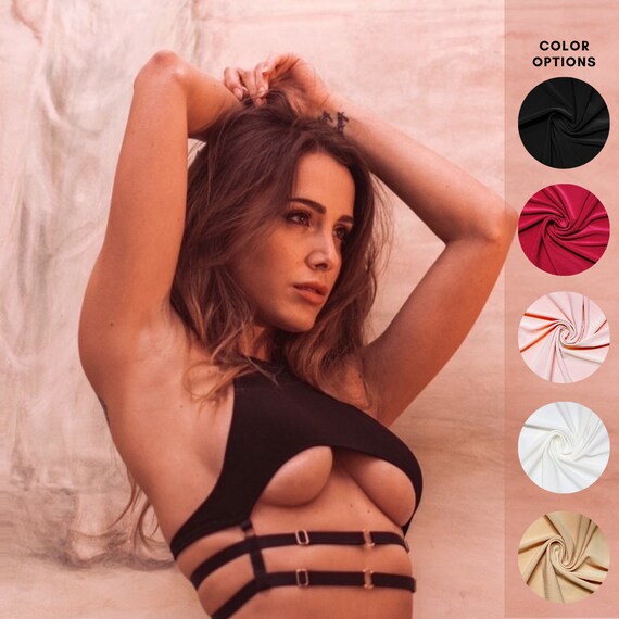 underboob bralette