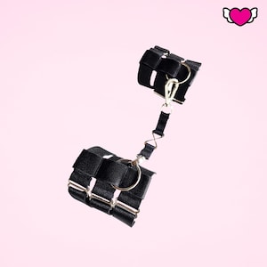Soft Handcuffs / Soft Elastic Handcuffs - Clarisse #30015