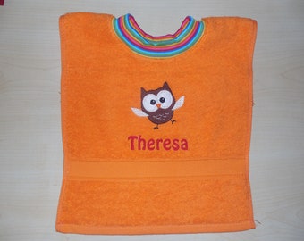 Towel bib with name and embroidery picture Sabberlatz