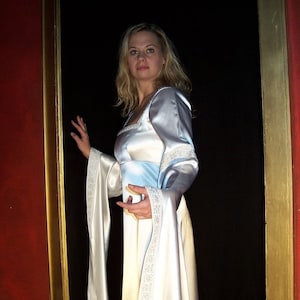 Robe de mariée blanche de style Empire image 1