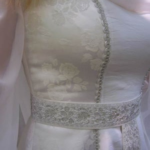 Historical Middle Ages wedding dress wedding dress image 4