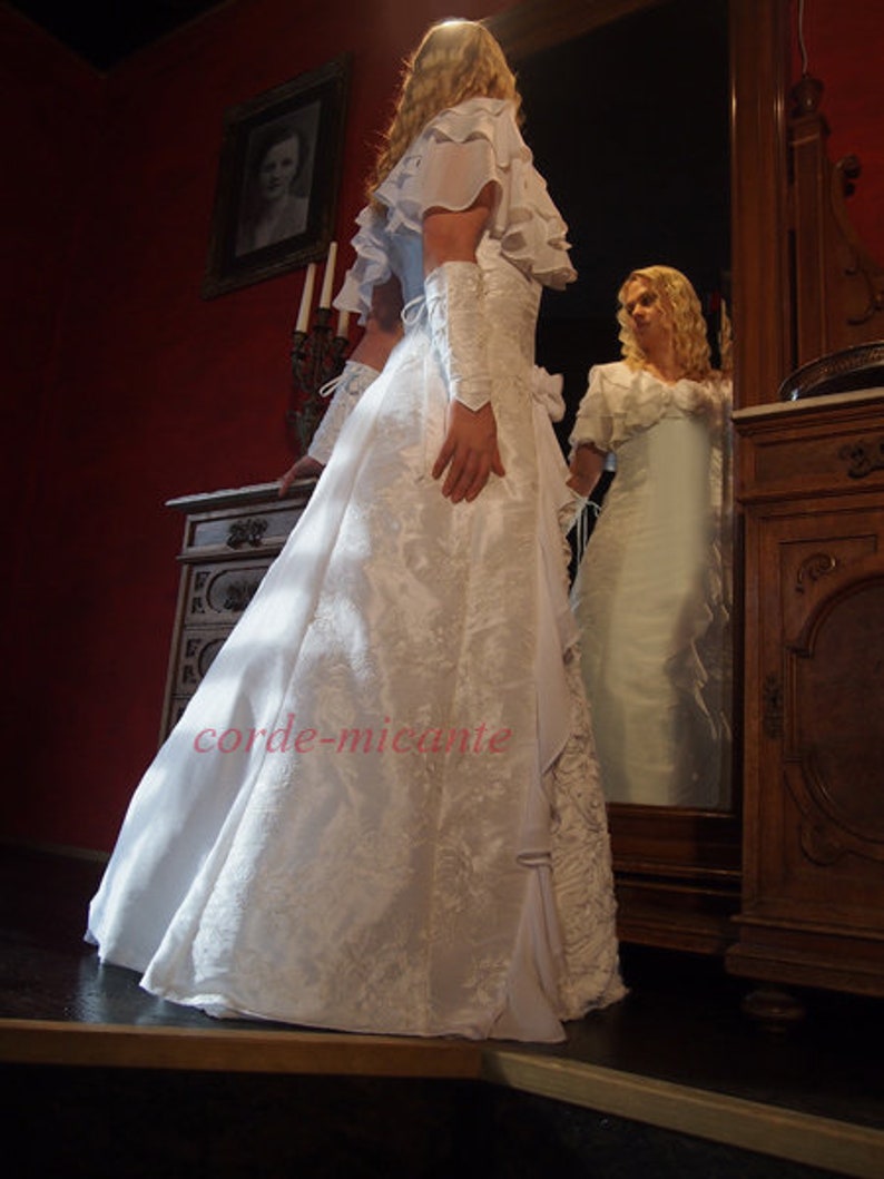 robe de mariée image 4