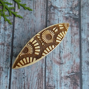 Wood Tatting Shuttle Handmade of  walnut wood Shuttle Frivolite  Tatting Tool Navette