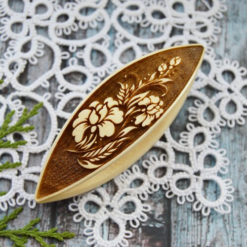 Tatting Shuttle Handmade With Wood Carving Frivolite Navette Etsy