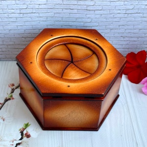 Hexagonal wooden box cylindrical jewelry box, treasure chest
