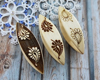 Handmade shuttle tatting with wood  carving   flowers 3D surface floral ornament