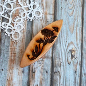 Handmade shuttle tatting with wood carving  flowers 3D surface floral ornament