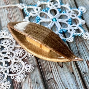 Wooden  Tatting Shuttle Hand Made beech Wood Frivolite navette oak wood