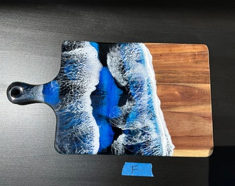 Beautiful Ocean Wave Cutting board