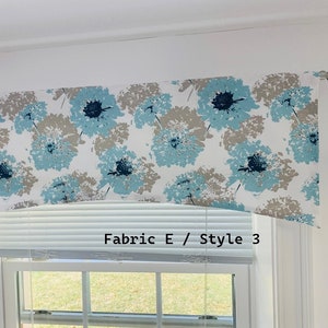 Scalloped Valance lined window valance. Lined valances decorative valance. Snowy blue White. Spa Blue Custom valance. Kitchen Valance