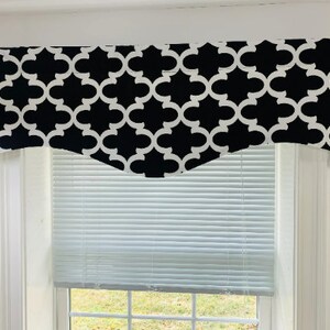 One Scalloped Valance Lined valances fully lined Valance Arrow toile check Black White Kitchen Valance. lined valance.