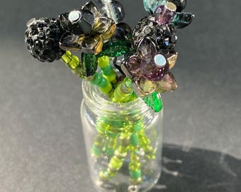 Halloween Gothic Mini Beaded Flower Bouquet with Glass Vase, Handmade Floral Art, Black Floral Desk Shelf Gift