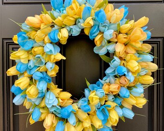 Tulip Wreath on Grapevine, Floral Mothers Day Decor, Spring Front Door Wreath, Year Round Wall Decor, Baby Shower Decor