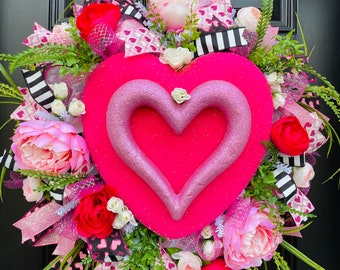 Valentine's Day Deco Mesh Wreath, Hot Pink Heart Decor, Front Door Floral Wreath, Valentine Gift for Her