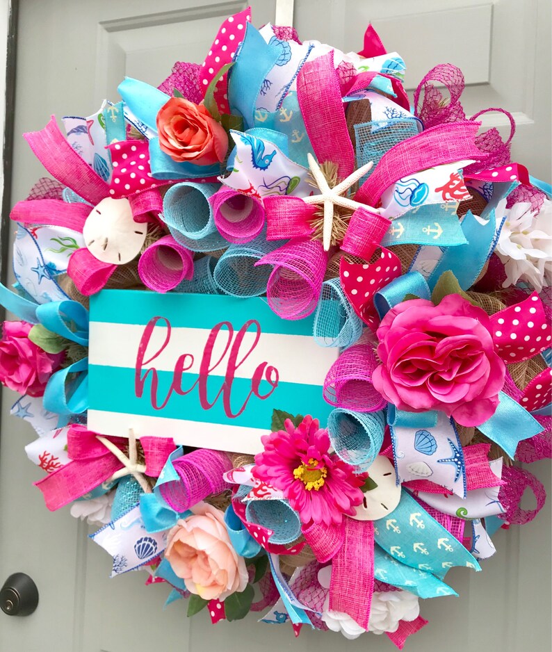 Summer Wreath Beach Wreath with Sea Shells and Flowers Seashell Wreath Beach House Decor Hello Wreath