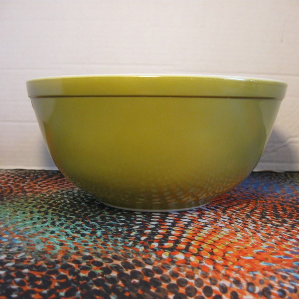 Vintage Pyrex Verde Mixing Bowl  403 Pyrex Mixing Bowl  Pyrex Verde Nesting Bowl   Olive Green Mixing Bowl   Two and a Half Quart Size