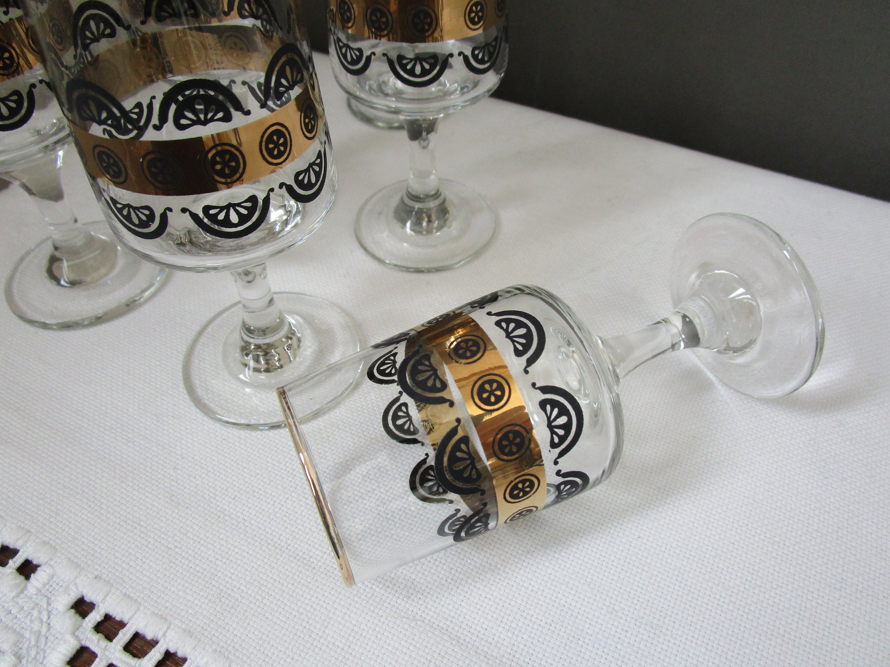 A SET OF 4X Vintage Tudor Crystal Sherry / Port Glasses 13cm - Made In