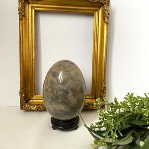 LARGE 4&quot; Decorative STONE EGG with Lacquered Wooden Stand Nature Inspired Vintage Home Decor Grey/Brown Polished Egg 825g Mantle Decor Gift