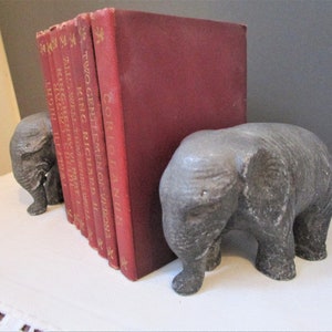 PAIR Elephant BOOKENDS Vintage Heavy Cast Pewter Look ELEPHANTS Metal Alloy Figurines Elephant Lover Gift Mantle Decor