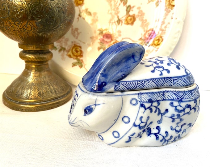 Vintage Chinoiserie Style Ceramic RABBIT TRINKET BOX Blue and White ...
