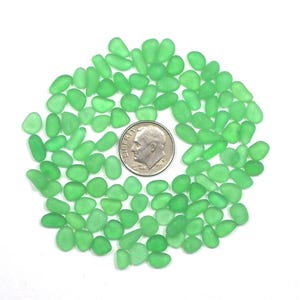 100 micro teeny Flawless/Nearly Flawless Kelly Green Genuine Sea Beach Glass, FNFK-mt