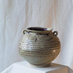 PRST_05 / 29cm Bulbous Vessel / Incised Stoneware / 3kg Matrix