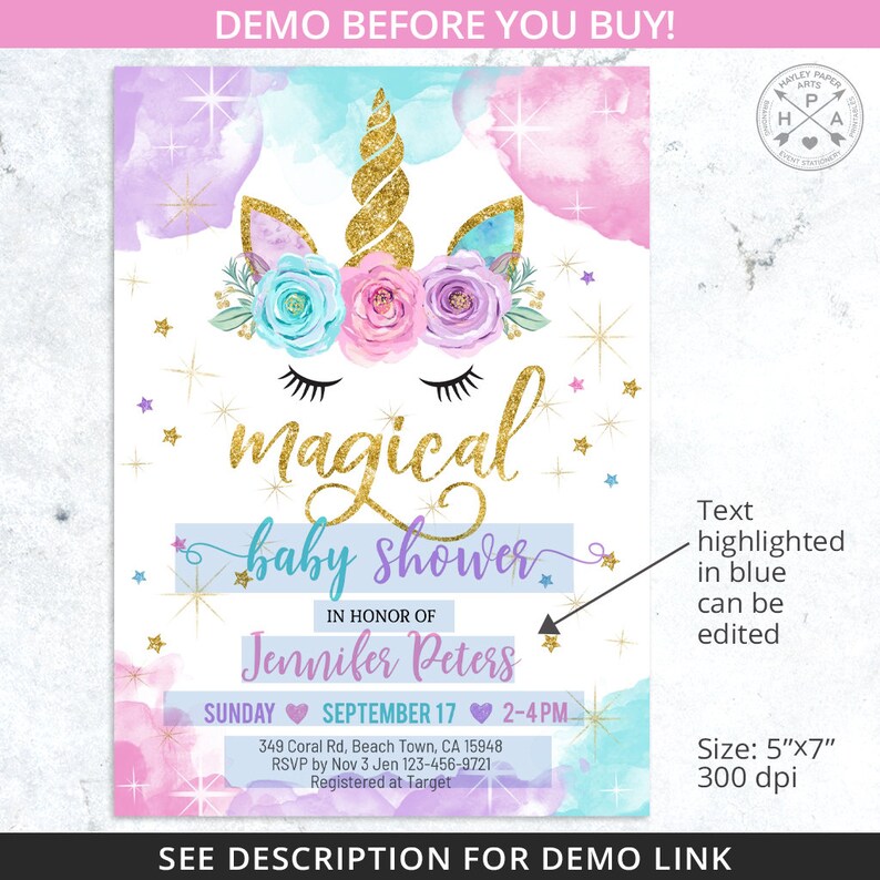Pu&ograve; includere: Un invito a un baby shower con un'illustrazione di unicorno. L'unicorno ha un corno dorato, fiori blu e rosa e gli occhi chiusi. Il testo "magical baby shower" &egrave; in carattere dorato glitterato. L'invito &egrave; per Jennifer Peters ed &egrave; previsto per domenica 17 settembre dalle 14:00 alle 16:00.