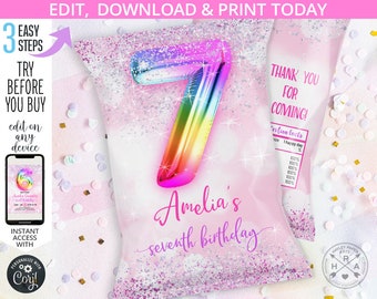 Puede incluir: Diseño de bolsa de chips imprimible rosa y blanca con un globo número siete arcoíris y el texto "Amelia's seventh birthday". La bolsa también incluye el texto "¡Gracias por venir!" y "Información nutricional".