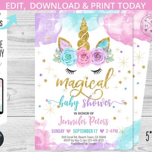 Pu&ograve; includere: Un invito stampabile per una baby shower con un unicorno con un corno dorato e una corona di fiori rosa, blu e viola. L'invito ha uno sfondo ad acquerello e dettagli di glitter dorati. Il testo sull'invito recita "magical baby shower" e "Jennifer Peters".