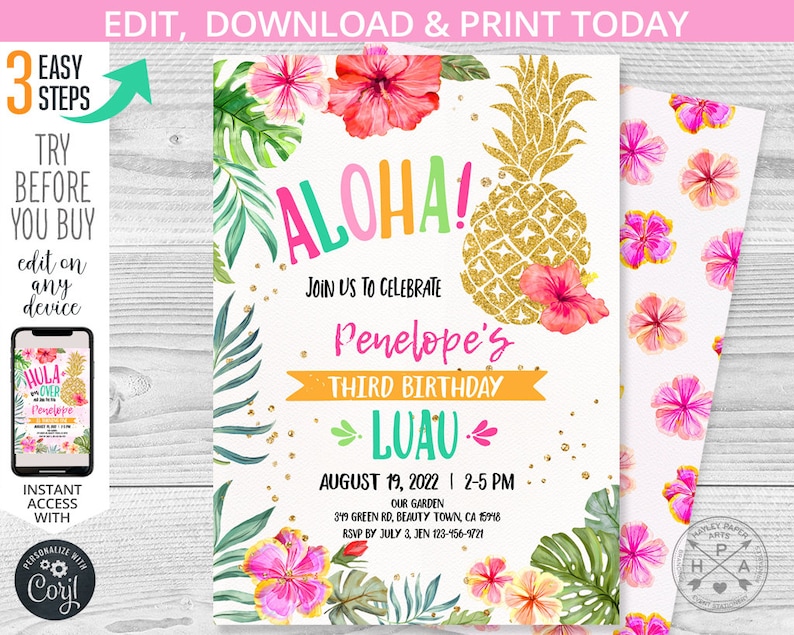 Op de afbeelding: Een kleurrijke luau-thema verjaardagsuitnodiging met een ananas, bloemen en de tekst "Aloha!" Doe mee met ons om de derde verjaardag van Penelope te vieren. Luau. 19 augustus 2022, 14:00-17:00 uur. Onze tuin. 349 Green Rd, Beauty Town, CA 15998. RSVP v&oacute;&oacute;r 3 juli, Jen 123-956-9721.