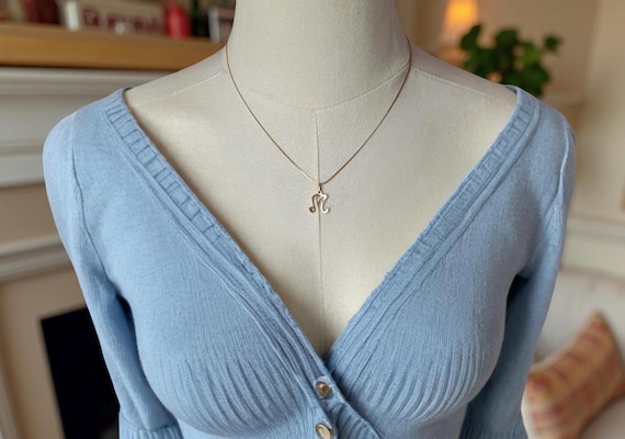 14K Gold Cursive M Initial Necklace Italian Chain… - image 2