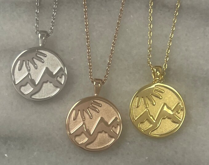 Mountain Pendant Charm Circle Necklace, Silver Mountain Necklace, Gold Mountain Necklace, Mountain Jewelry, Hiking Gift, Camping Gift