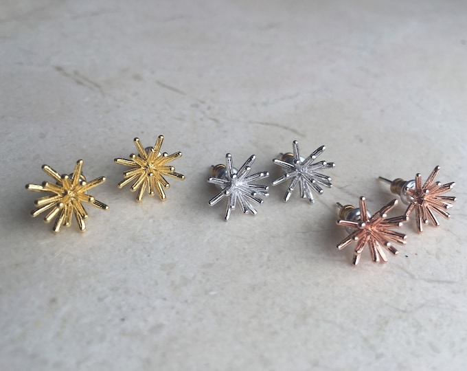 Starburst Earrings, Fireworks Earrings, Spoke Earrings, 3D Earrings, Gold Spark Earrings, Gift for Her, Gift for Mom, MCM Earring