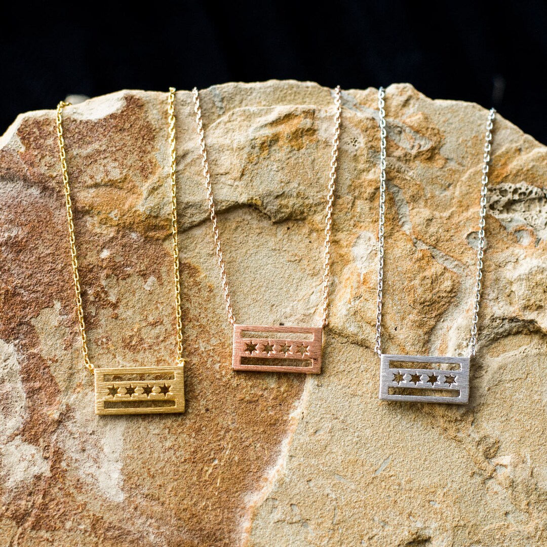 Chicago Gold Necklace main image 1
