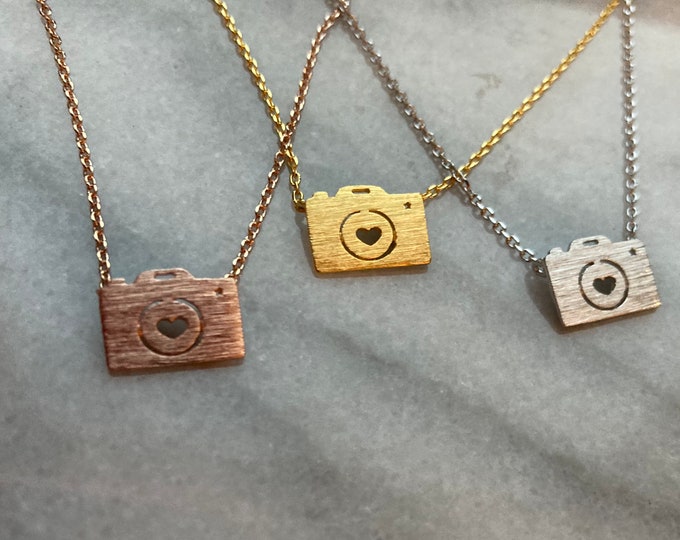 camera necklace // photography necklace, JushShop