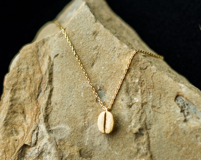 Gold Coffee Bean Necklace, Coffee Lover Necklace, Bean Necklace, Love Coffee, Barista Gift, Gift for Her, Gift Box, Minimalist