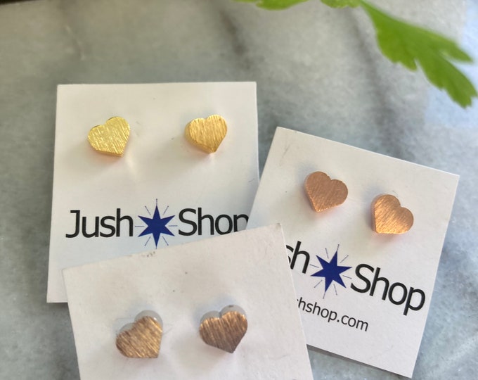 Simple Heart Shaped Stud Earrings, Delicate Small Heart Earrings, 18k Gold Plated Heart Earrings, Love Earrings, Gift for Her