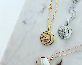 Moon, Sun and Star Circle Necklace, Moon Sun Star Disc Necklace, Mother of Pearl Necklace, Celestial Necklace, Full Moon Necklace, Jushshop