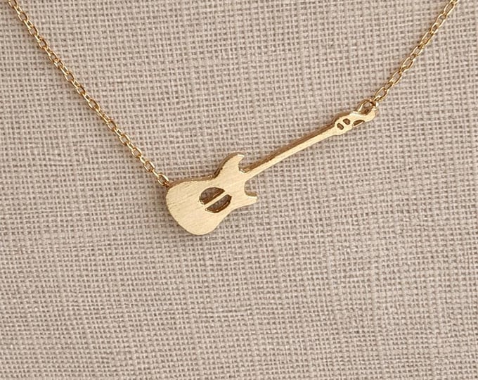 Delicate Gold Guitar Pendant Necklace, Minimalist Guitar Necklace, Rock Roll Necklace, Chic Gold Guitar Necklace for Her, Musician Gift Idea