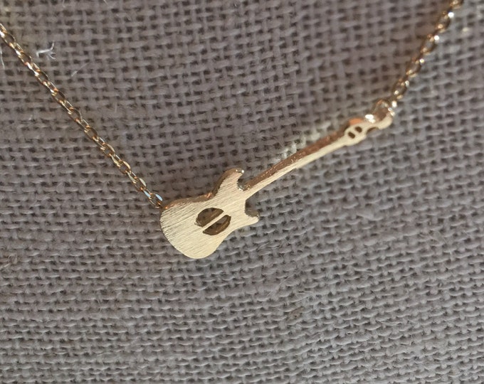 Delicate Gold Guitar Pendant Necklace, Minimalist Guitar Necklace, Rock Roll Necklace, Chic Gold Guitar Necklace for Her, Musician Gift Idea