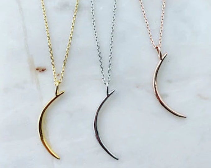 Dainty Crescent Moon Pendant Necklace, 18k Gold Plated Moon Necklace, Silver Plated Delicate Moon Necklace, Gift for Her