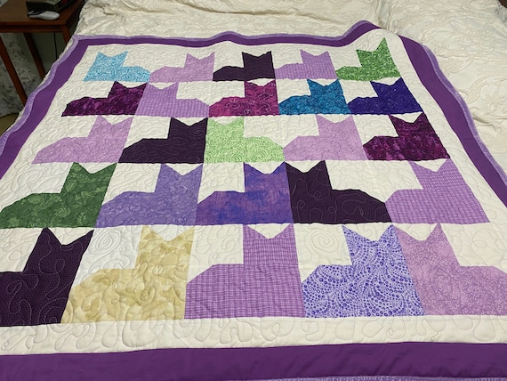 Small Cat Quilt, Lap Quilt, Cat Lover Gift, Small Quilts, Small Crib Quilt, Toddler Bedding, Colorful Print, Cats Meow, Handmade Quilt